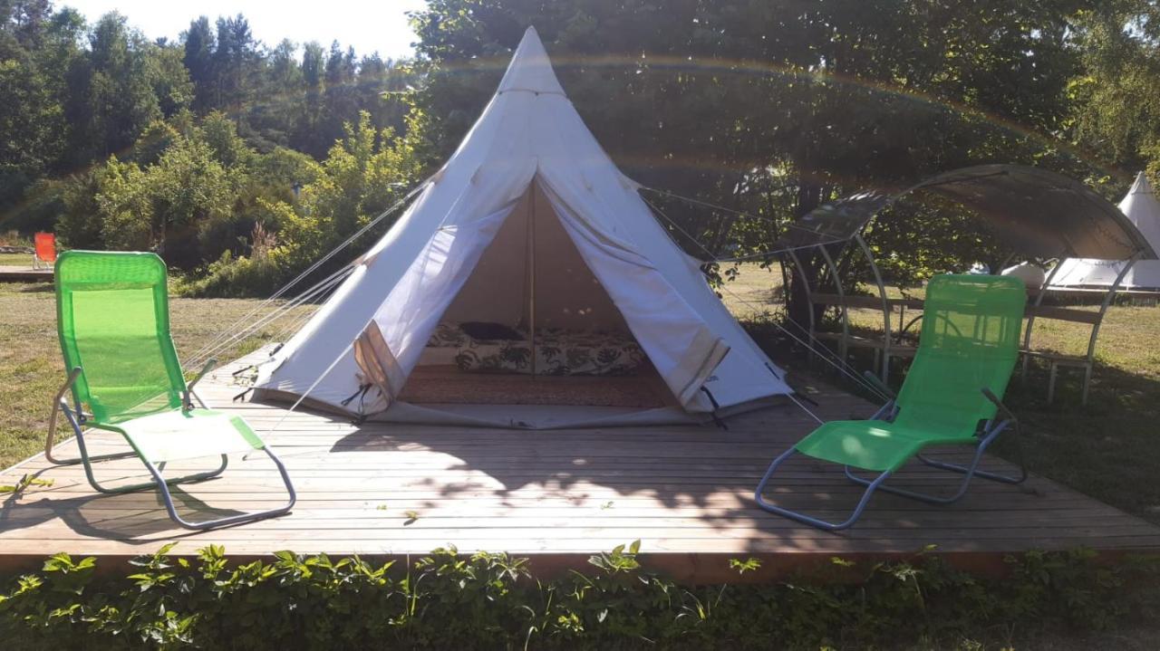 Glamping Fluffy Horns - Glempings Pukainie Ragi Hotel Plieņciems Екстериор снимка