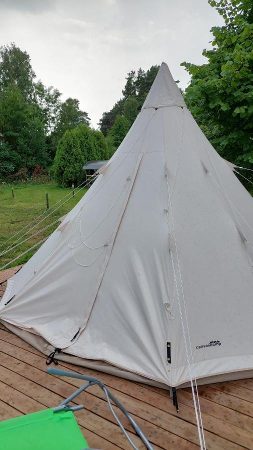 Glamping Fluffy Horns - Glempings Pukainie Ragi Hotel Plieņciems Екстериор снимка