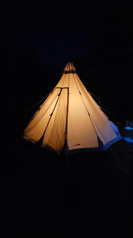 Glamping Fluffy Horns - Glempings Pukainie Ragi Hotel Plieņciems Екстериор снимка