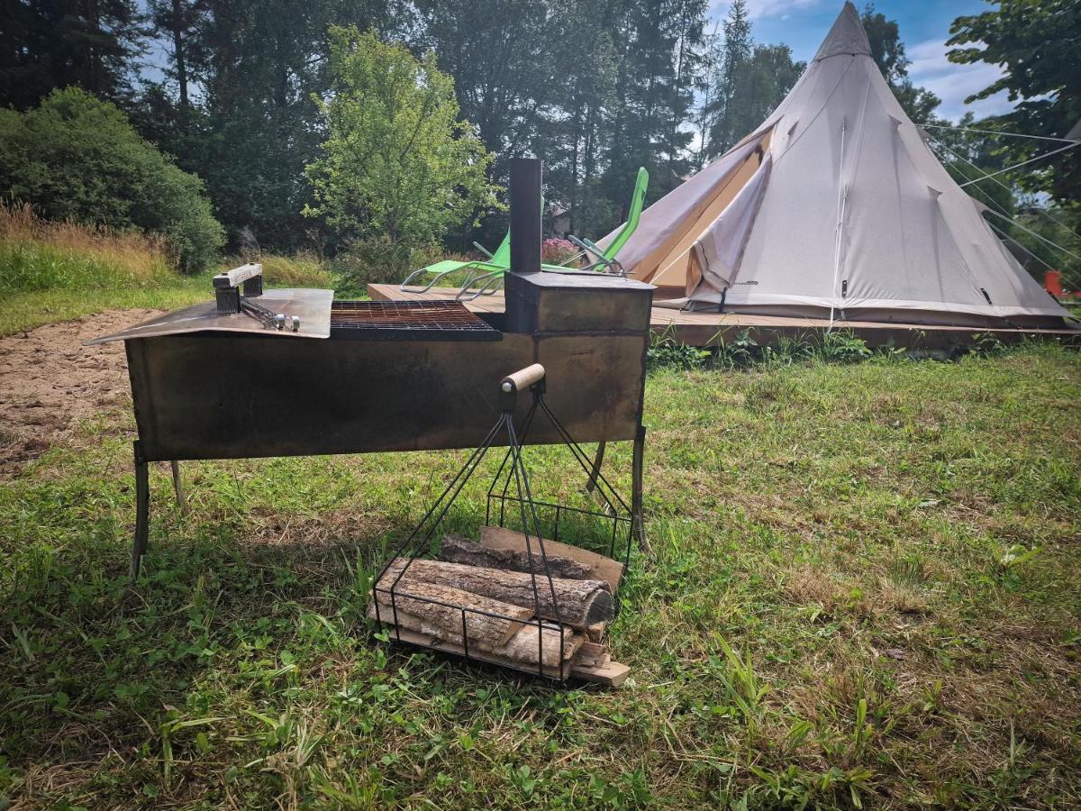 Glamping Fluffy Horns - Glempings Pukainie Ragi Hotel Plieņciems Екстериор снимка