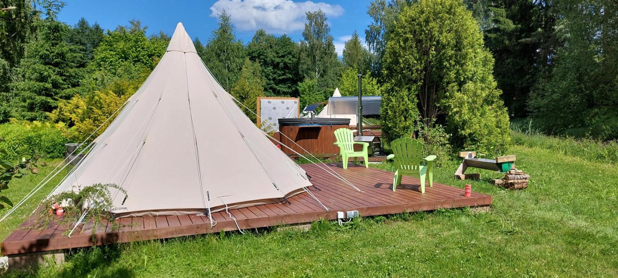 Glamping Fluffy Horns - Glempings Pukainie Ragi Hotel Plieņciems Екстериор снимка